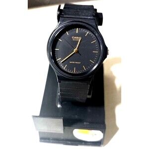 Casio Sleek Thin Black Women’s Watch 1330 MQ-24 Quartz Rubber Band New Battery